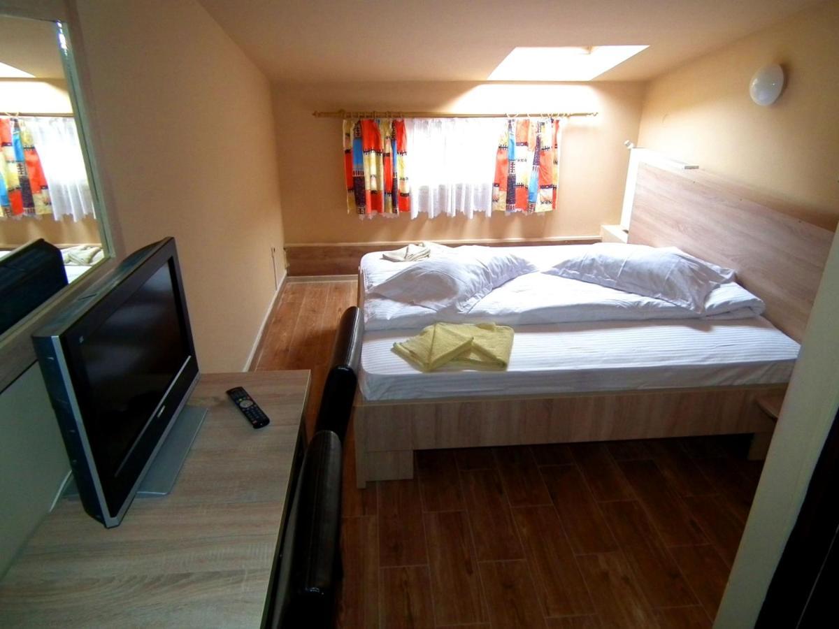 Pensiunea Mama Uta Gîrda de Sus Extérieur photo